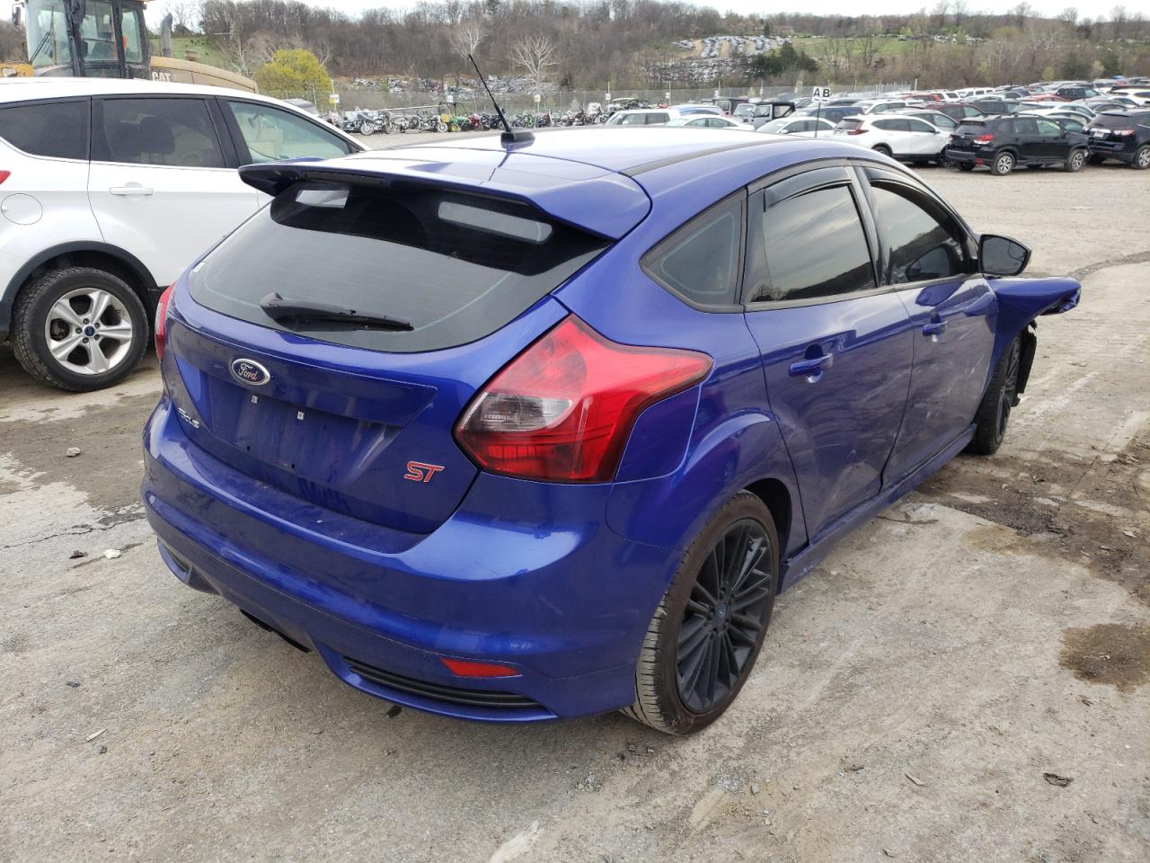 Photo 4 from auction – 2013 FORD FOCUS ST with VIN 1FADP3L90DL358749