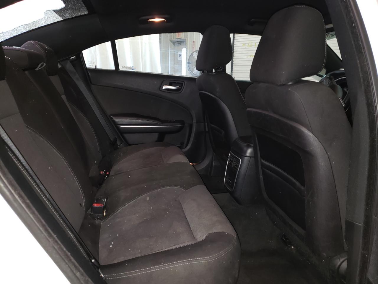Photo 6 from auction – 2015 DODGE CHARGER SE with VIN 2C3CDXBG2FH835742