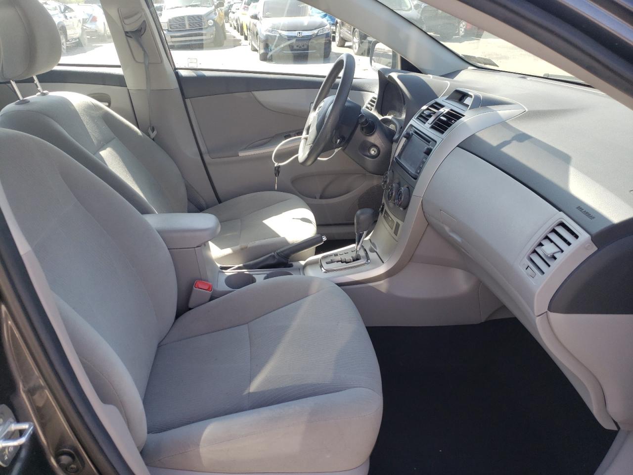 Photo 5 from auction – 2013 TOYOTA COROLLA BA with VIN 2T1BU4EE7DC048941