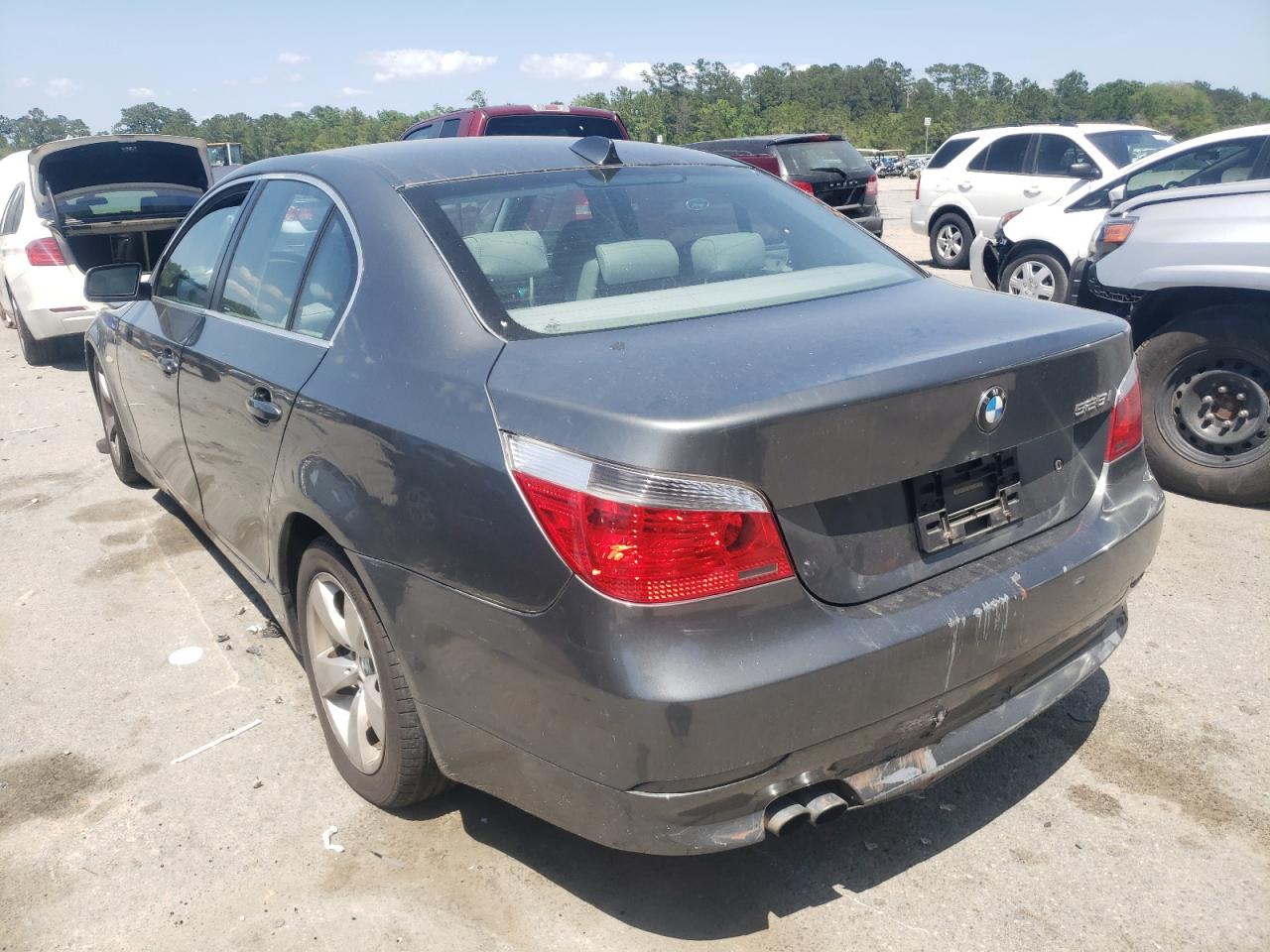 Photo 3 from auction – 2007 BMW 525 I with VIN WBANE53547CW68689