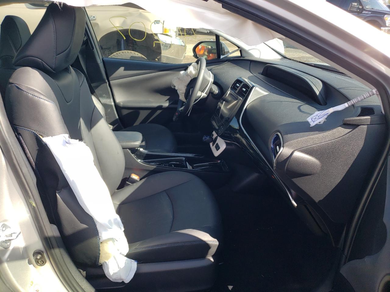 Photo 5 from auction – 2017 TOYOTA PRIUS with VIN JTDKARFU4H3543995