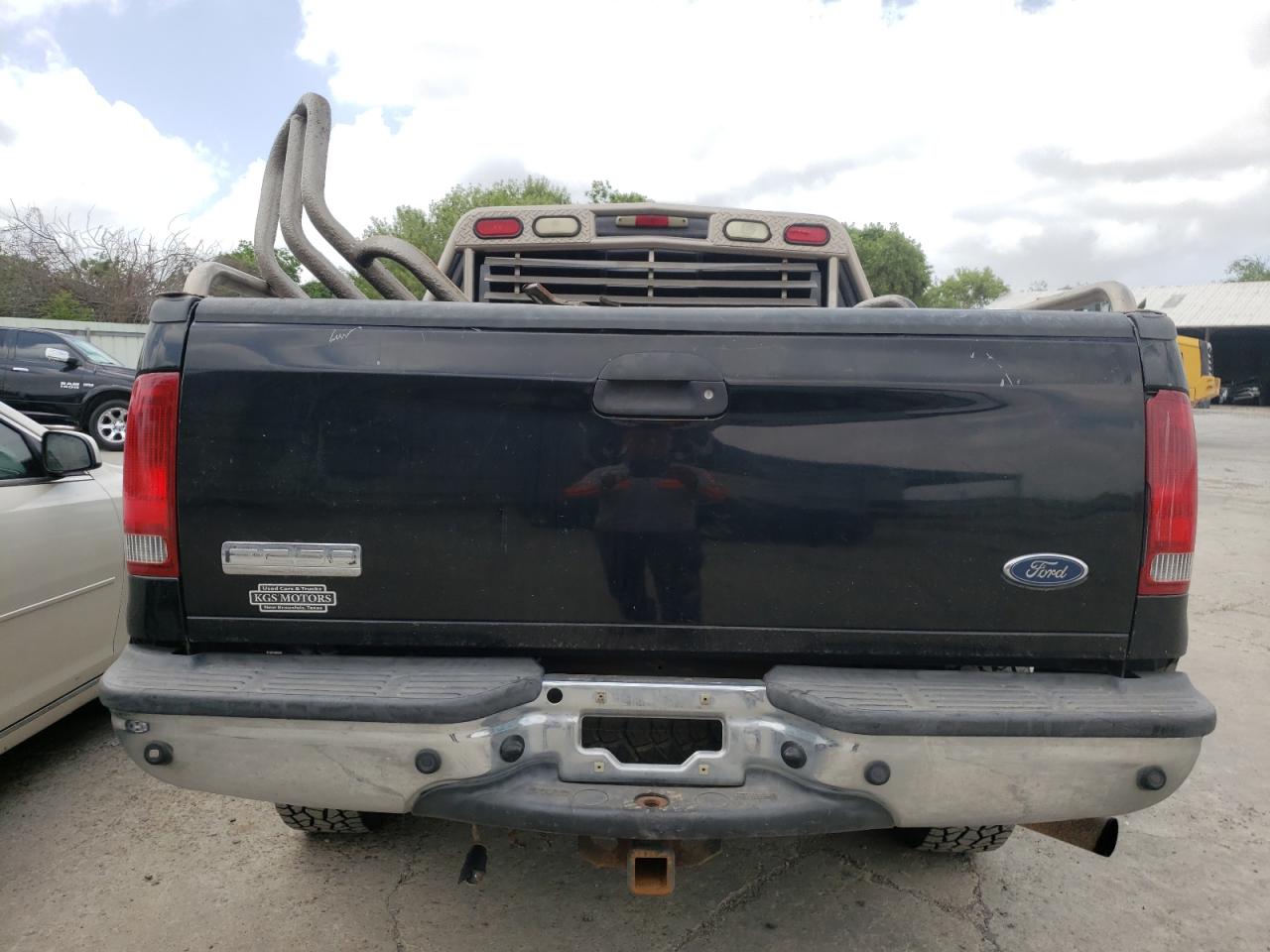 Photo 9 from auction – 2005 FORD F250 SUPER with VIN 1FTSW21535EC69780