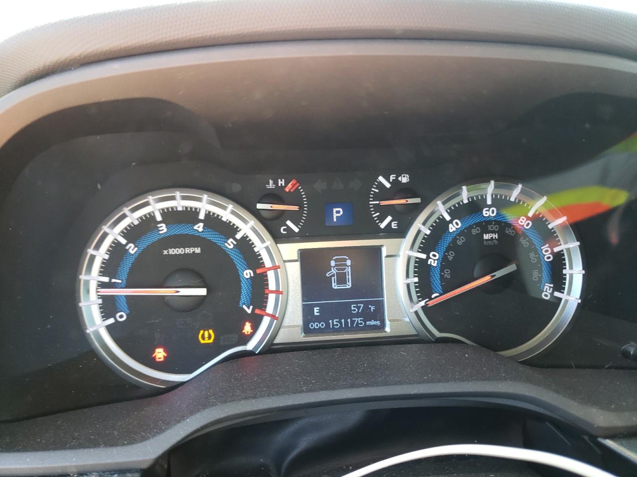 Photo 8 from auction – 2016 TOYOTA 4RUNNER SR with VIN JTEBU5JR1G5303370