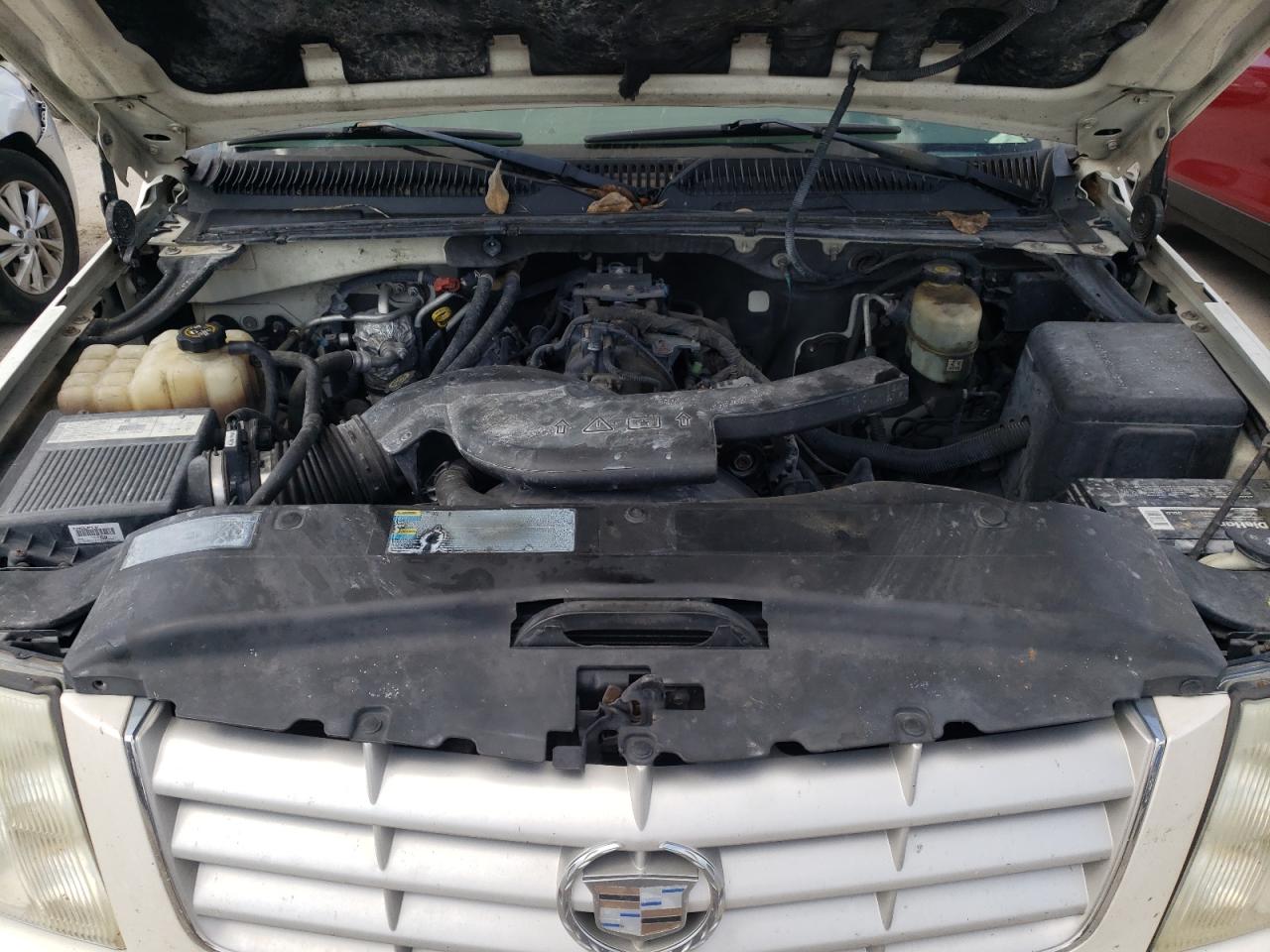 Photo 7 from auction – 2002 CADILLAC ESCALADE L with VIN 1GYEK63N12R196405