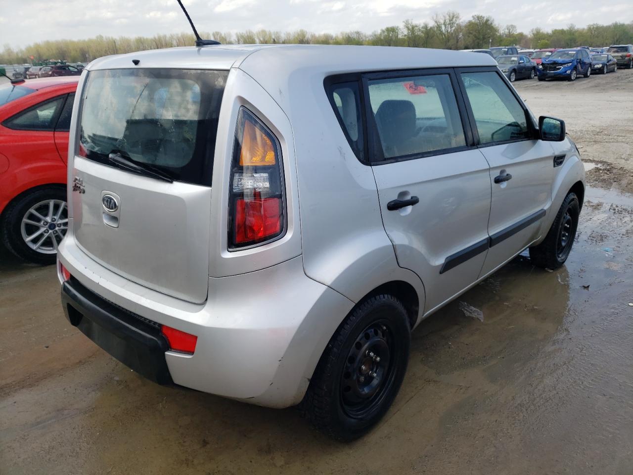Photo 4 from auction – 2011 KIA SOUL with VIN KNDJT2A13B7308871
