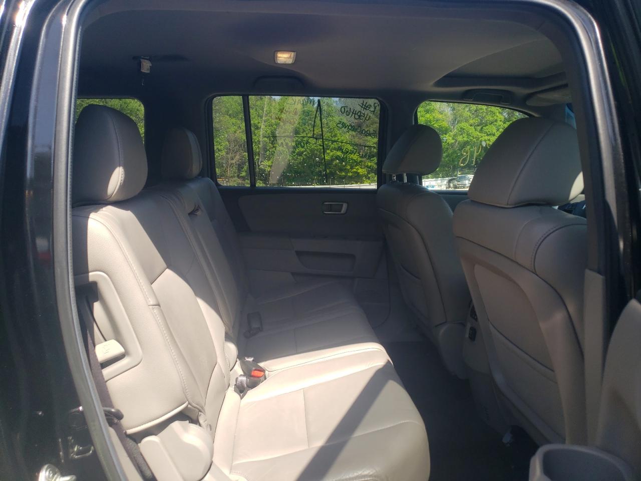 Photo 6 from auction – 2012 HONDA PILOT EXL with VIN 5FNYF3H56CB026000