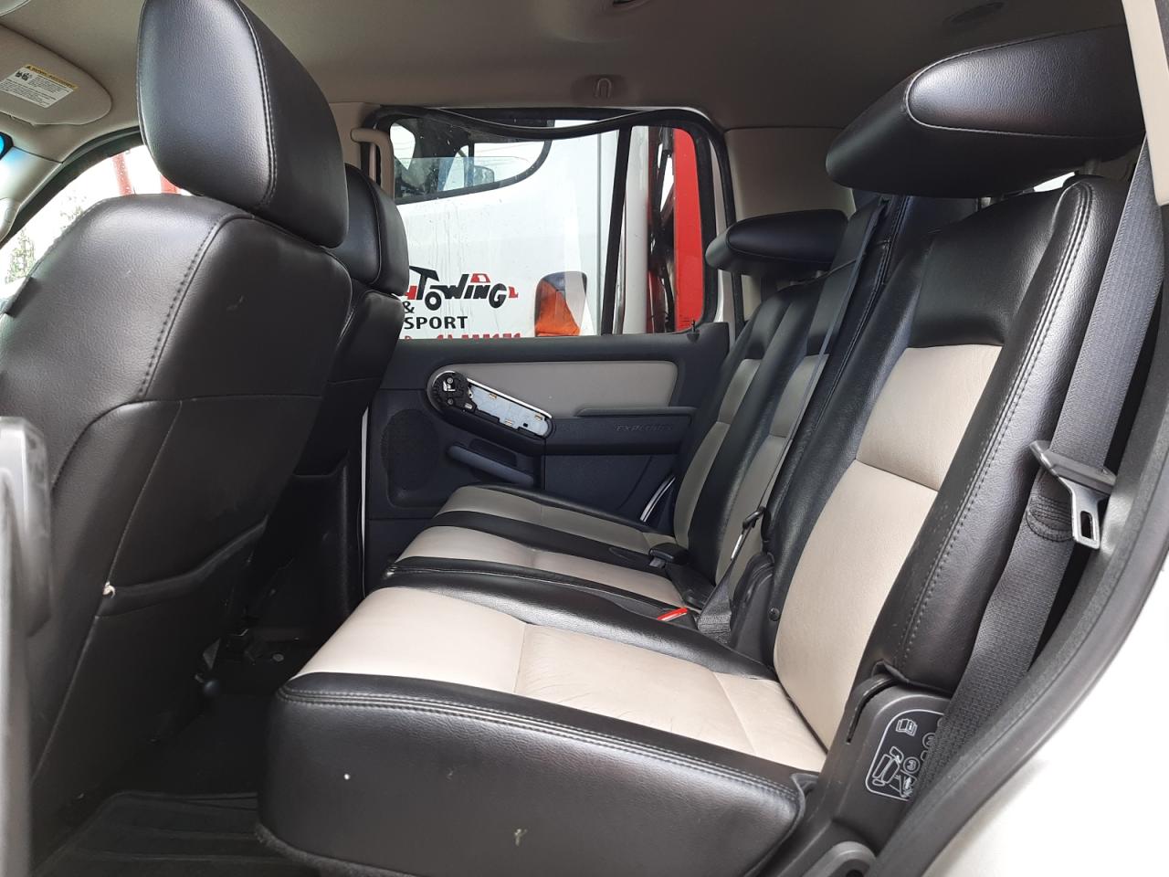 Photo 6 from auction – 2007 FORD EXPLORER X with VIN 1FMEU63E07UA36659