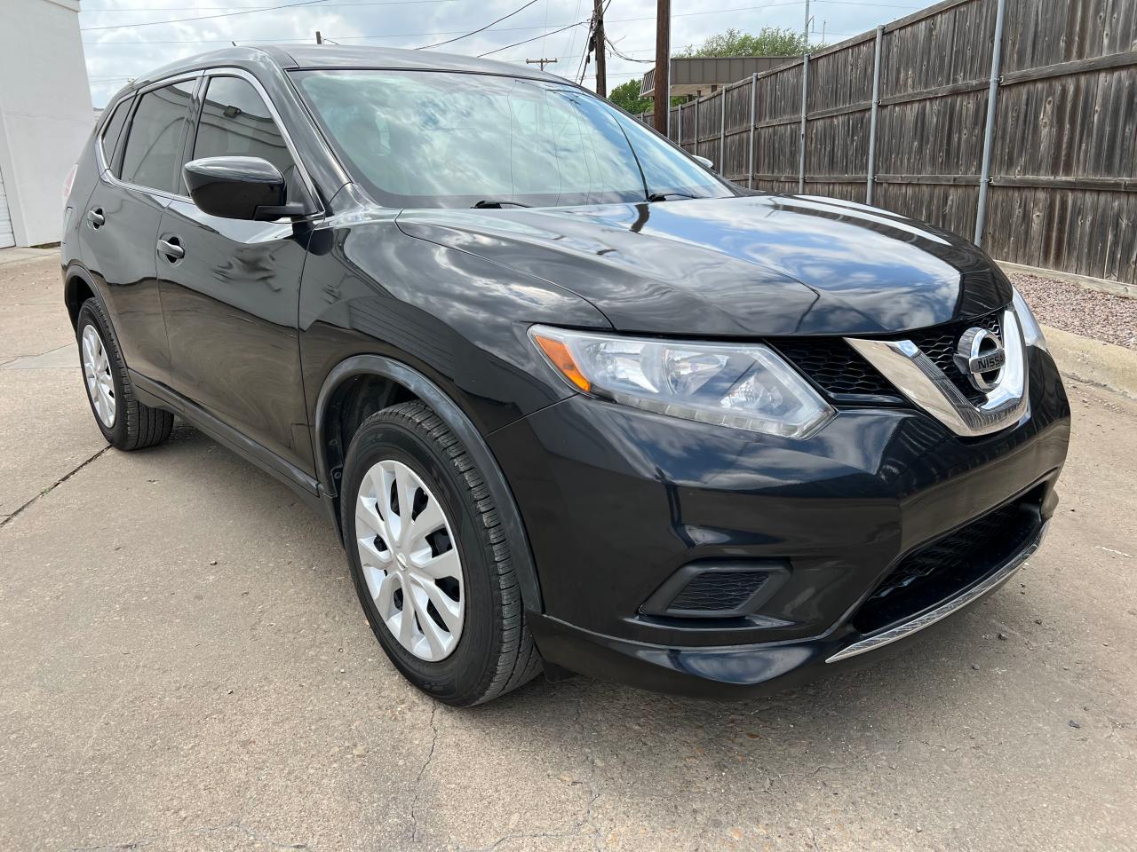 صورة رقم 1 من المزاد - 2016 NISSAN ROGUE S مع VIN KNMAT2MT1GP594322