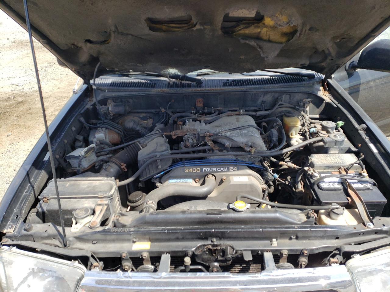 Photo 7 from auction – 2000 TOYOTA 4RUNNER SR with VIN JT3HN86R4Y0288680