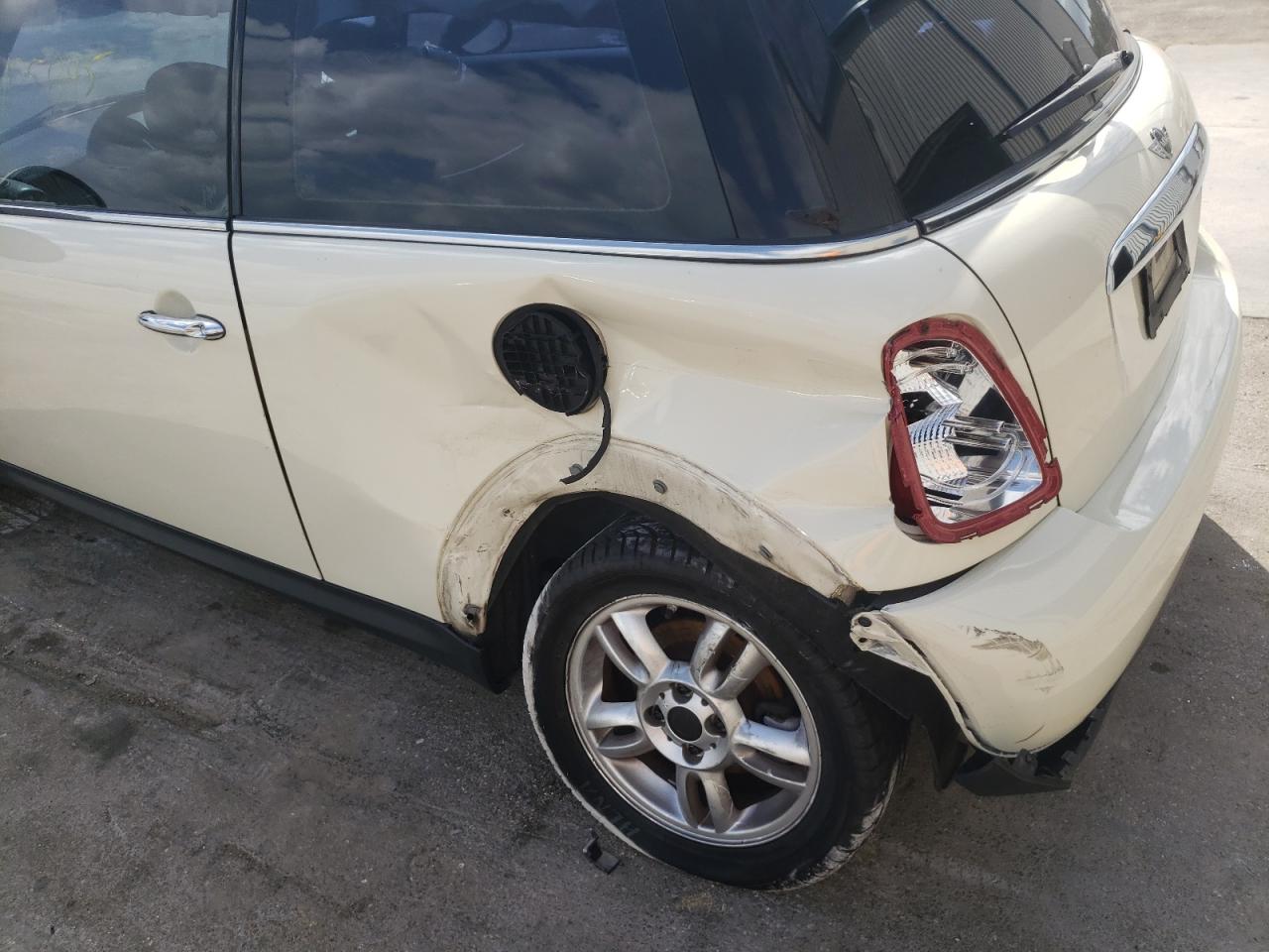 Photo 9 from auction – 2012 MINI COOPER with VIN WMWSU3C53CT263086