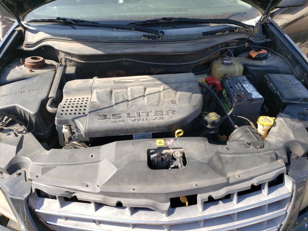 Photo 7 from auction – 2005 CHRYSLER PACIFICA T with VIN 2C8GM68405R673864