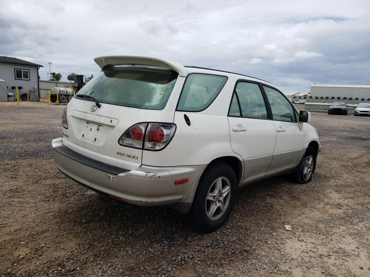 Photo 4 from auction – 2001 LEXUS RX 300 with VIN JTJGF10U110106574