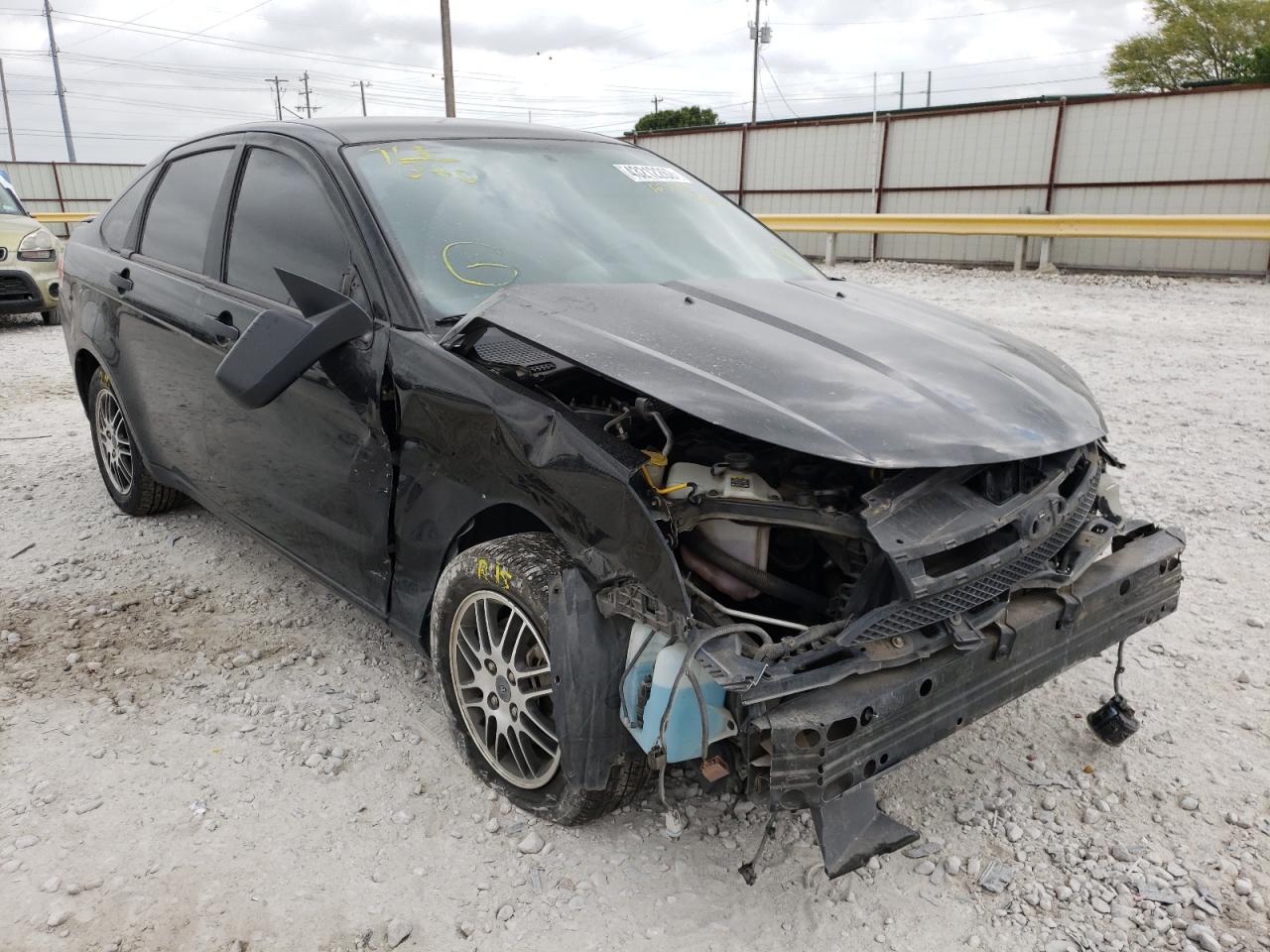 FORD FOCUS SE 2010 with VIN 1FAHP3FN7AW123317 - Photo from auction