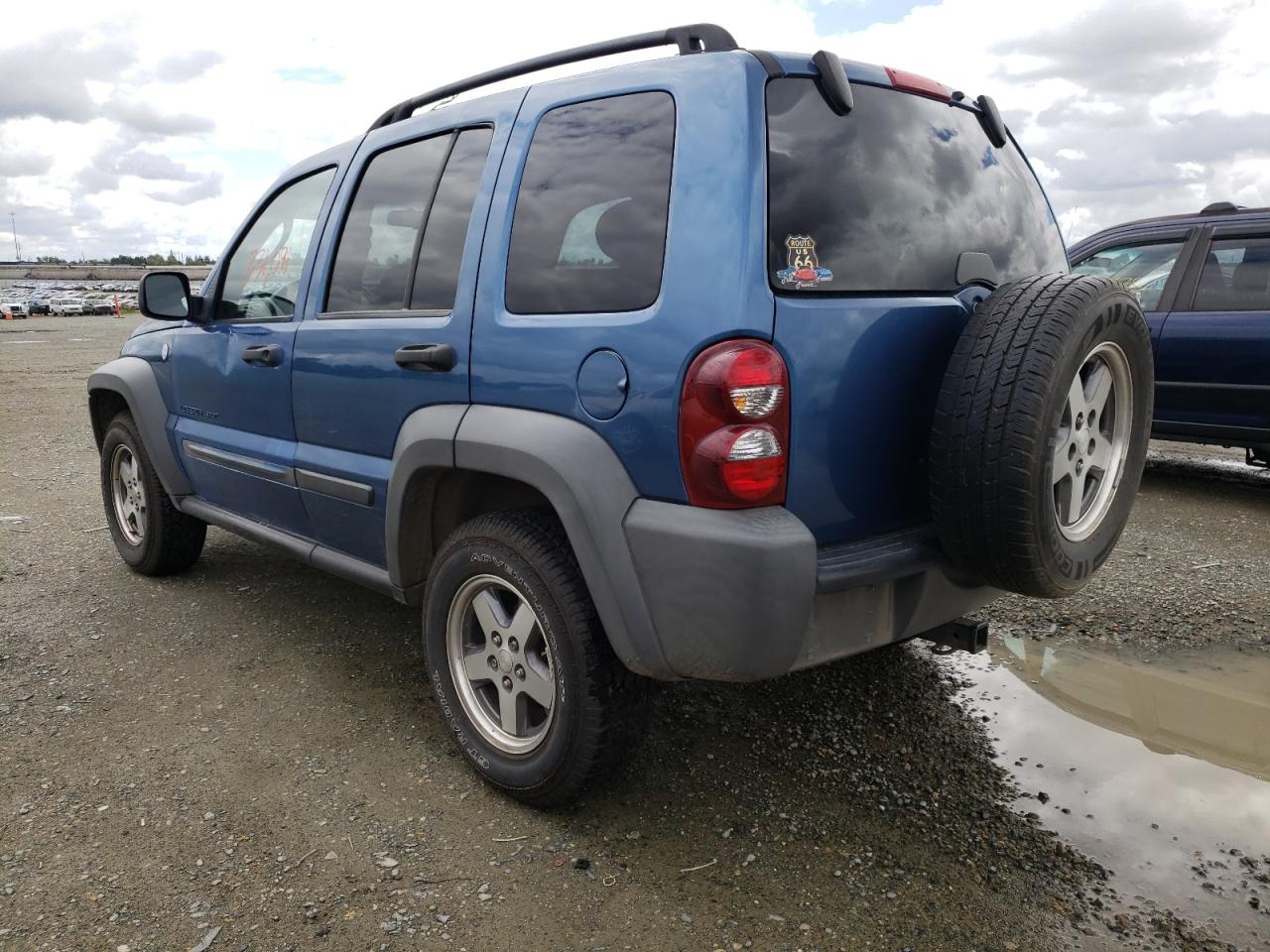 Photo 3 from auction – 2006 JEEP LIBERTY SP with VIN 1J4GL48K76W285038