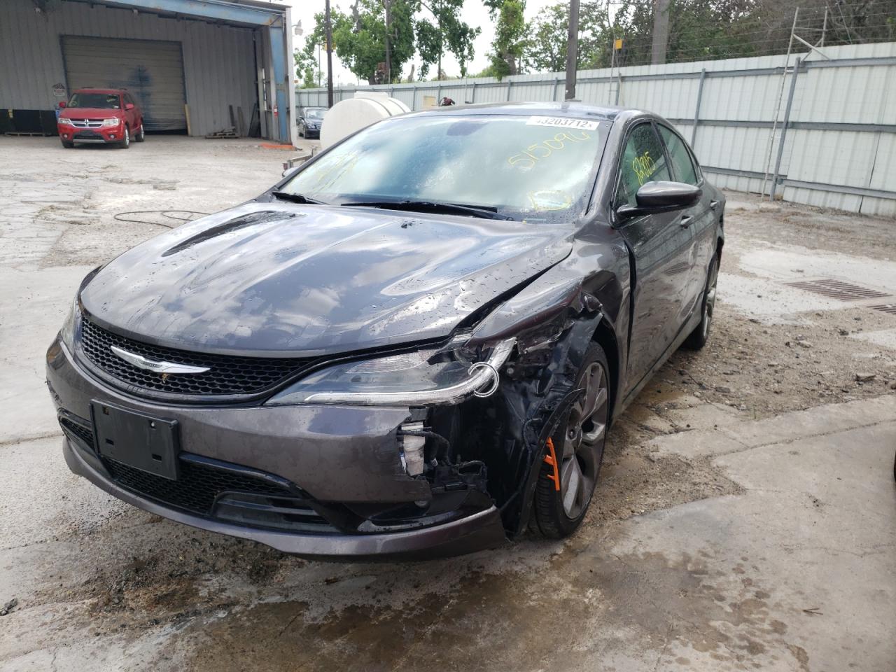 Photo 2 from auction – 2015 CHRYSLER 200 S with VIN 1C3CCCBG4FN515096