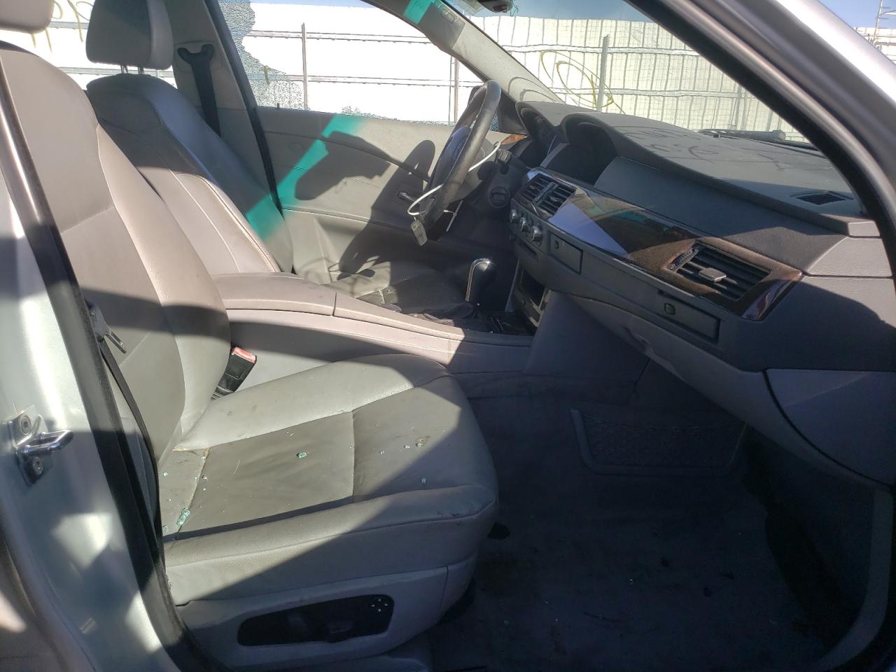 Photo 5 from auction – 2007 BMW 525 I with VIN WBANE53587CW61860