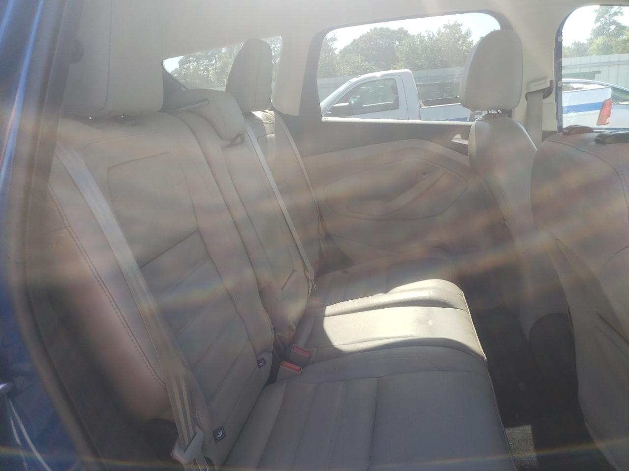 Photo 6 from auction – 2017 FORD ESCAPE TIT with VIN 1FMCU0J98HUC86131