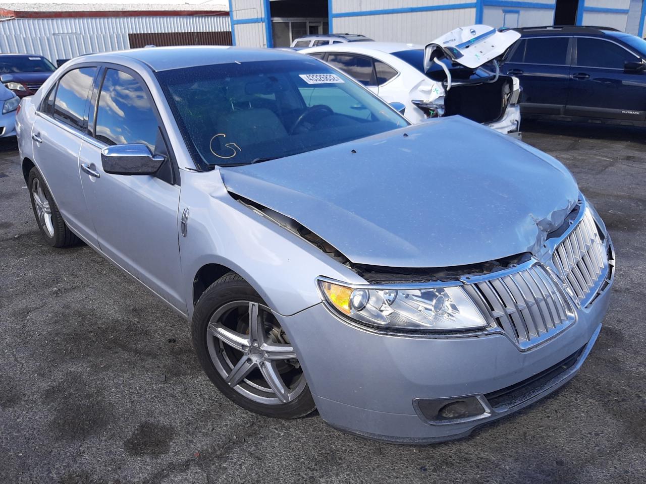 Zdjęcie 1 z aukcji – 2011 LINCOLN MKZ z VIN 3LNHL2GCXBR759243