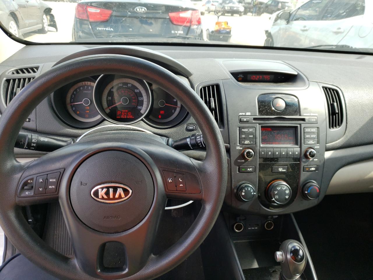 Photo 9 from auction – 2012 KIA FORTE LX with VIN KNAFT4A23C5531819