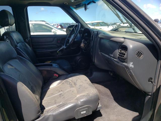 Photo 5 from auction – 2000 CHEVROLET BLAZER with VIN 1GNCS13W2Y2250215
