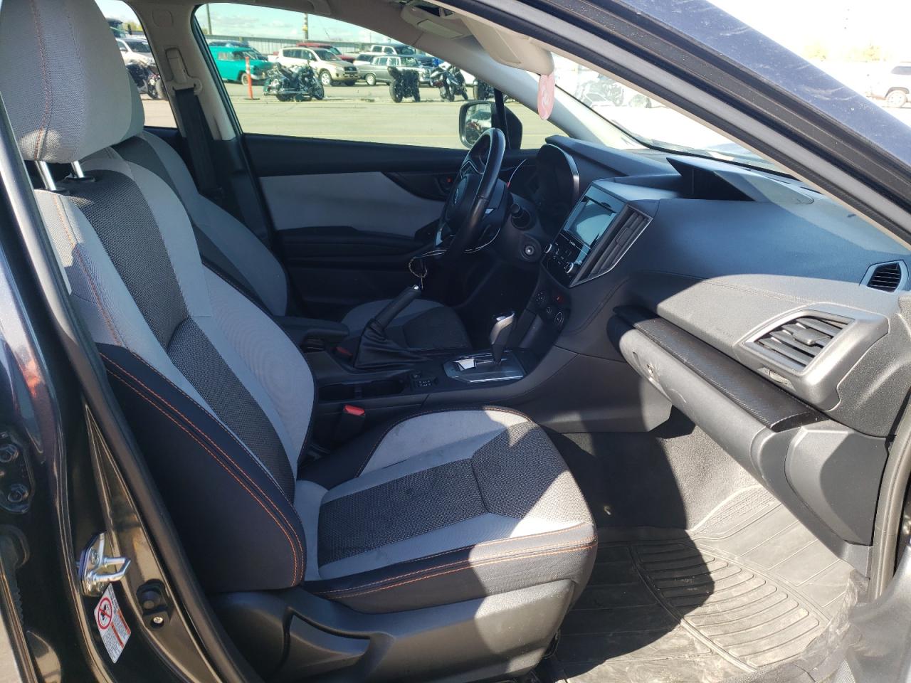 Photo 5 from auction – 2018 SUBARU CROSSTREK with VIN JF2GTABC7JH334114
