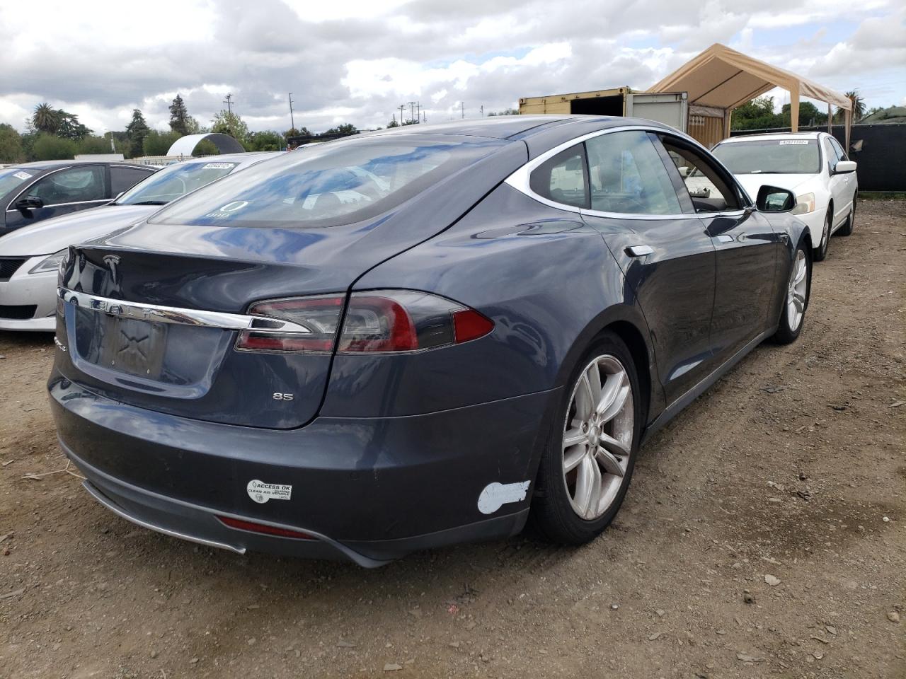 Photo 4 from auction – 2014 TESLA MODEL S with VIN 5YJSA1H15EFP54125