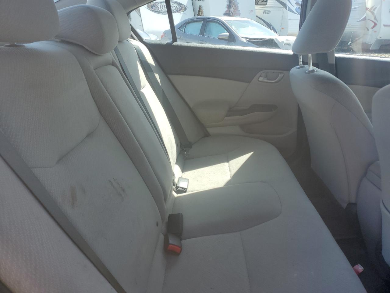 Photo 6 from auction – 2013 HONDA CIVIC LX with VIN 2HGFB2E41DH022426