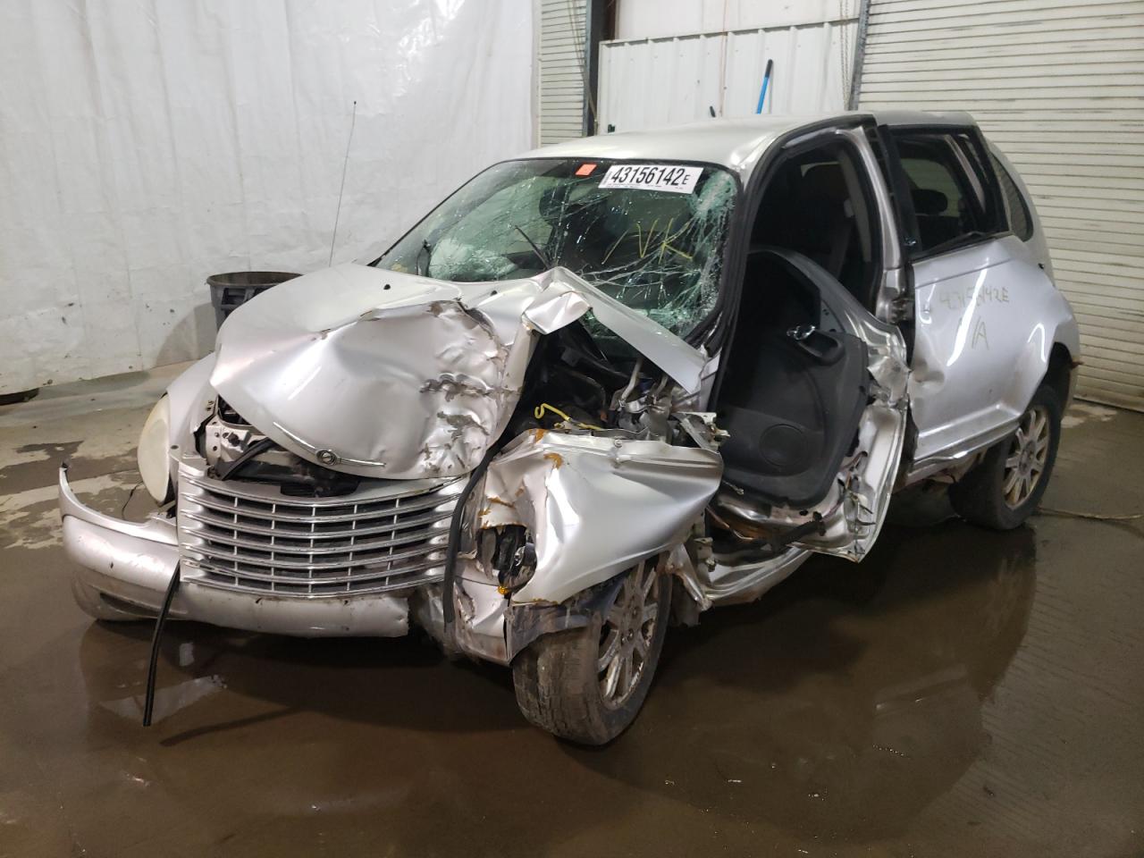 Photo 2 from auction – 2004 CHRYSLER PT CRUISER with VIN 3C4FY58B04T331966