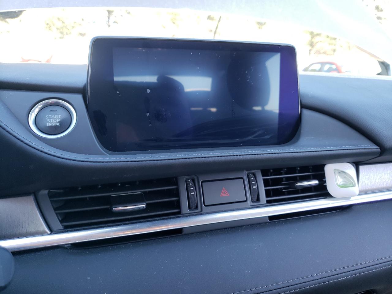 Photo 20 from auction – 2021 MAZDA 6 TOURING with VIN JM1GL1VM0M1610942