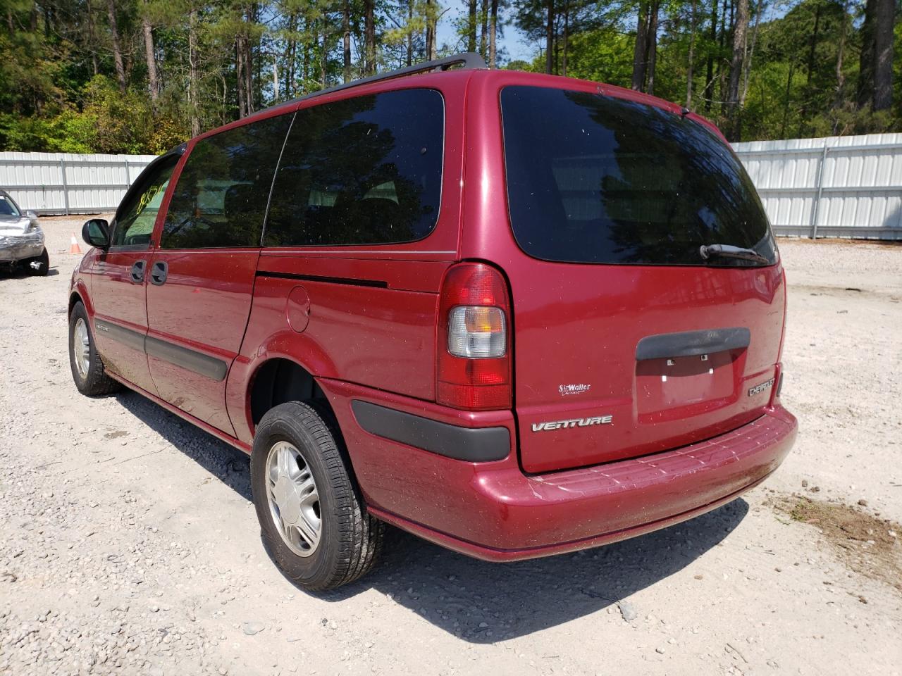 Photo 3 from auction – 2004 CHEVROLET VENTURE with VIN 1GNDX03E04D255029