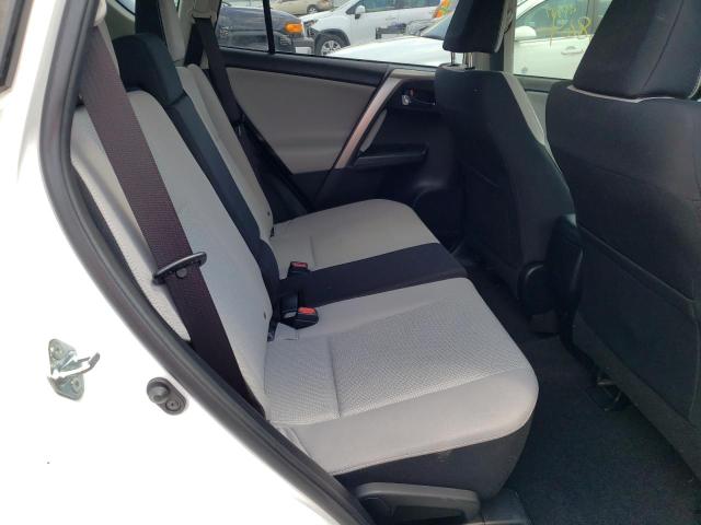 Photo 6 from auction – 2016 TOYOTA RAV4 XLE with VIN JTMWFREV1GD080767