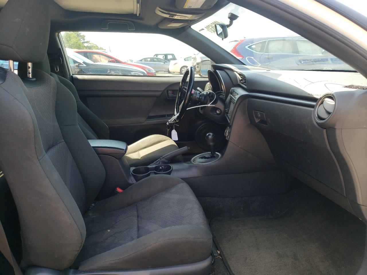 Photo 5 from auction – 2012 TOYOTA SCION TC with VIN JTKJF5C77C3041276