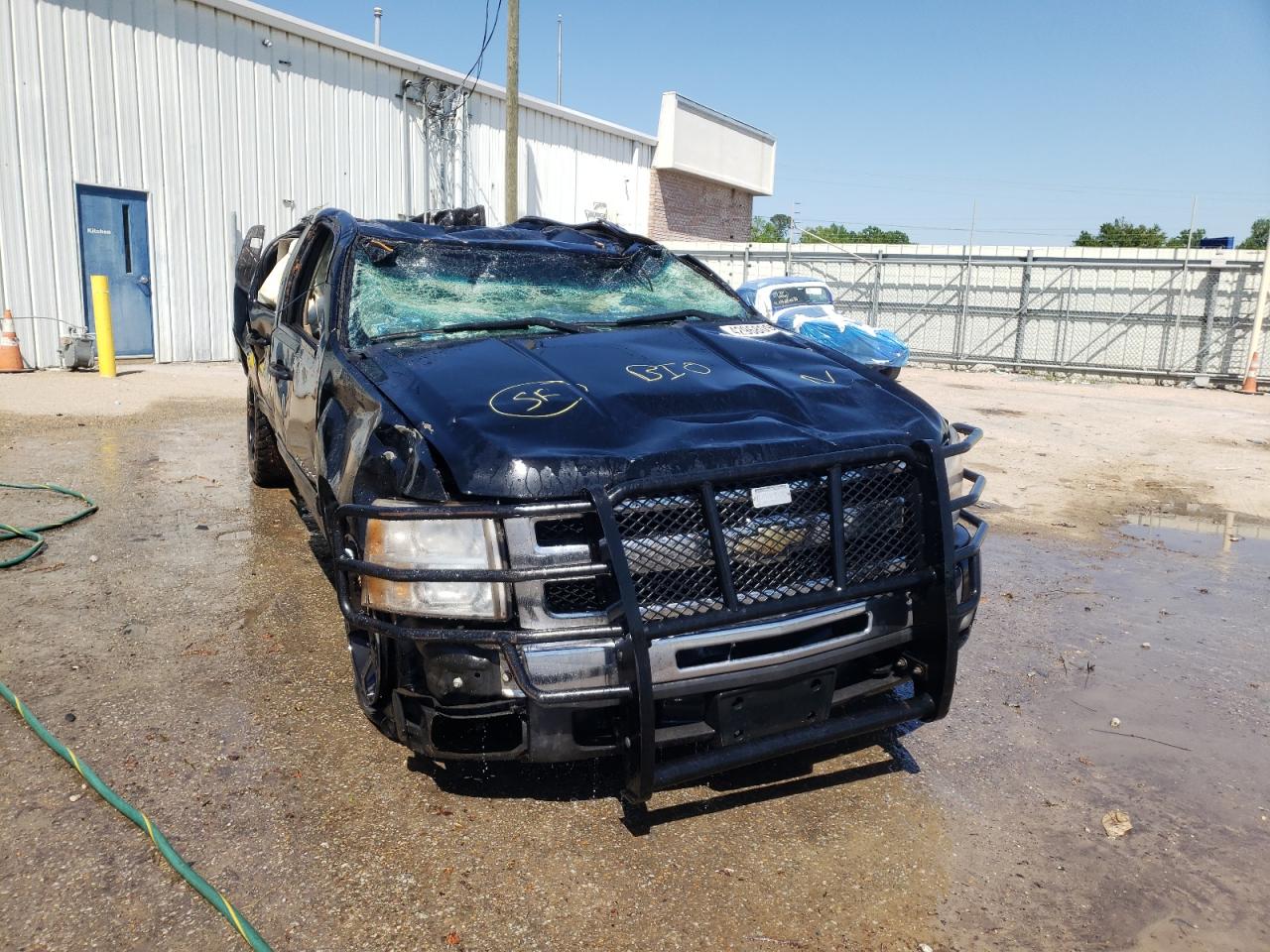 CHEVROLET SILVERADO 2011 with VIN 3GCPKSE36BG360508 - Photo from auction