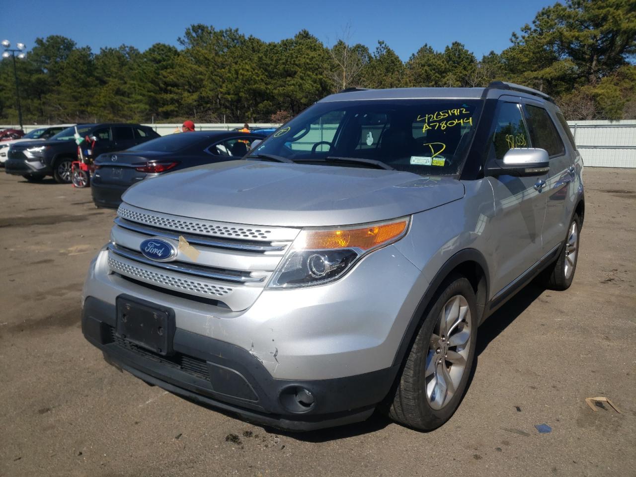 Photo 2 from auction – 2011 FORD EXPLORER L with VIN 1FMHK8F83BGA78044
