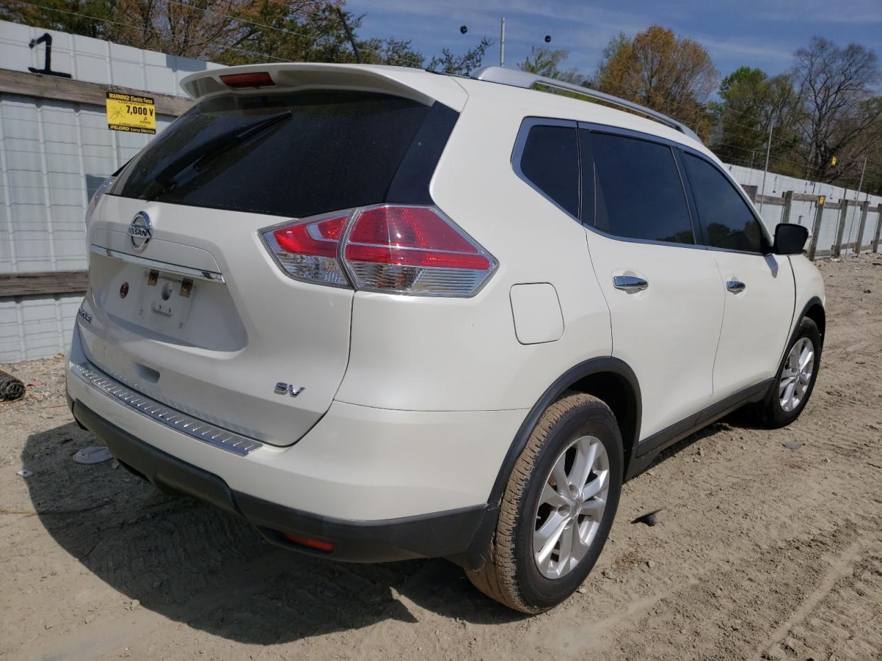 Photo 4 from auction – 2016 NISSAN ROGUE S with VIN KNMAT2MT7GP600026