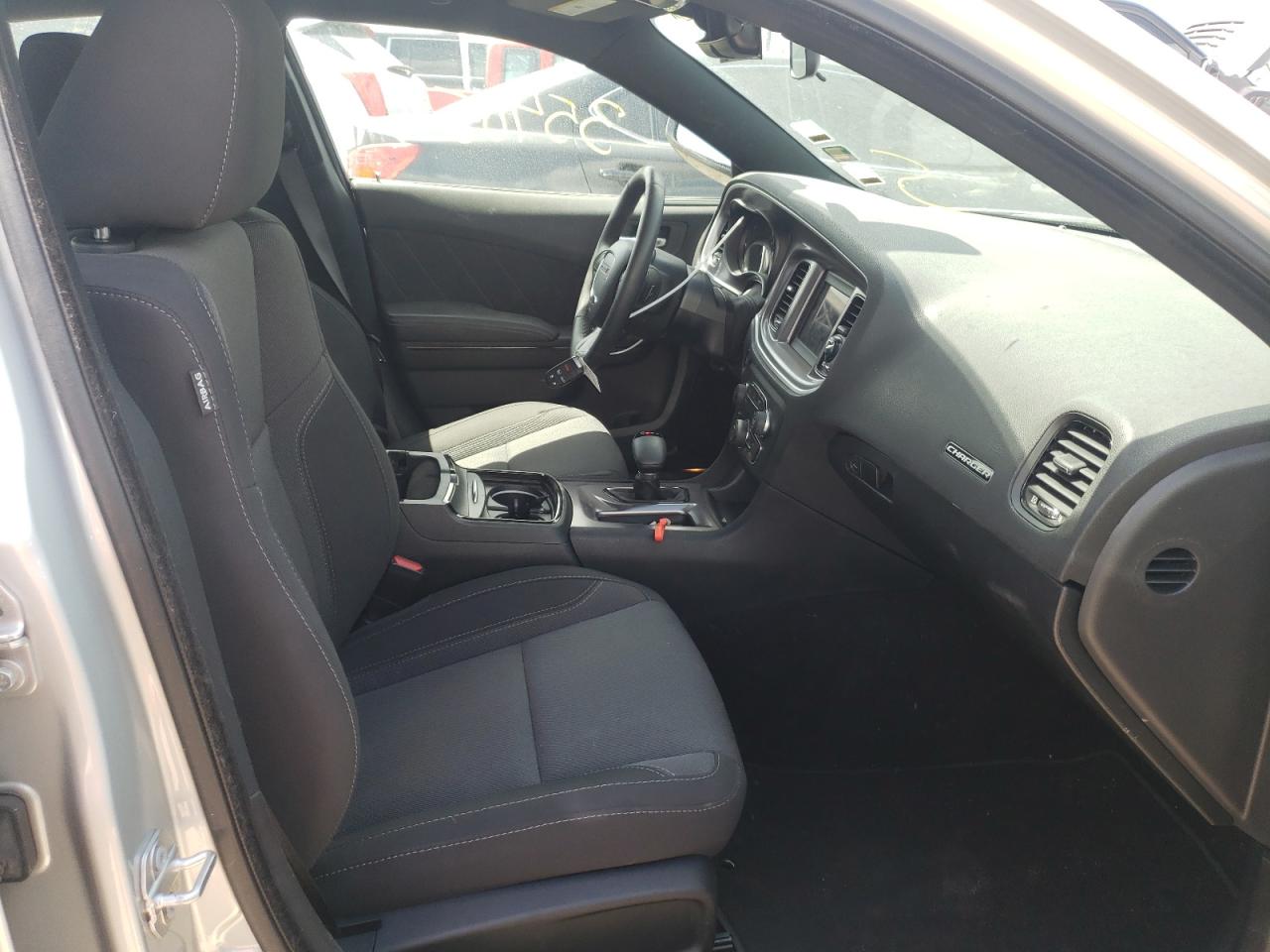 Photo 5 from auction – 2019 DODGE CHARGER SX with VIN 2C3CDXBG1KH572265