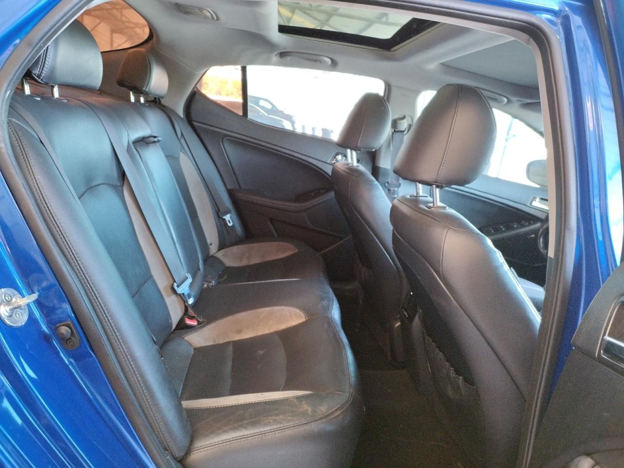 Photo 6 from auction – 2013 KIA OPTIMA SX with VIN 5XXGR4A61DG104175