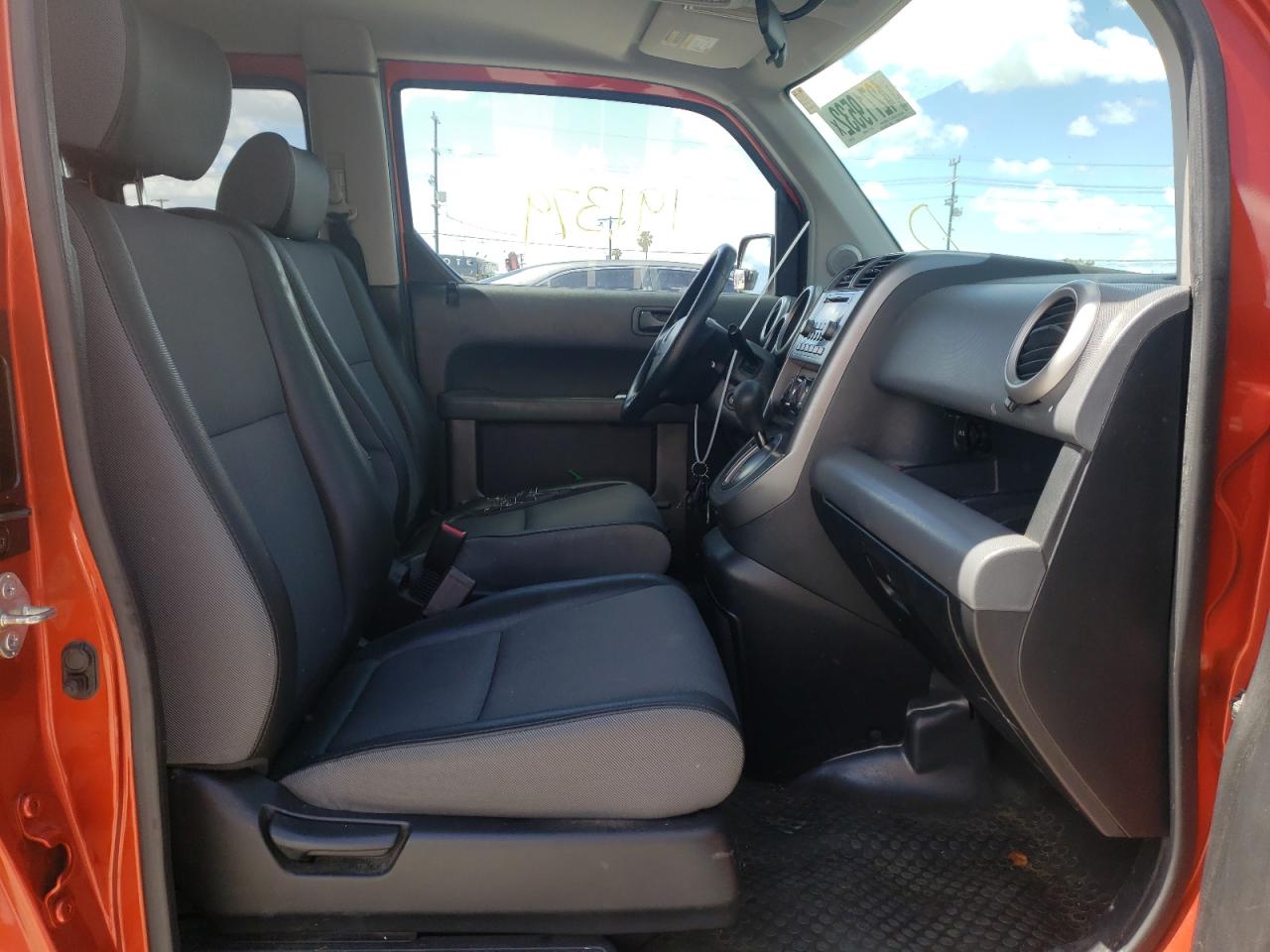 صورة رقم 5 من المزاد - 2004 HONDA ELEMENT EX مع VIN 5J6YH28544L003277
