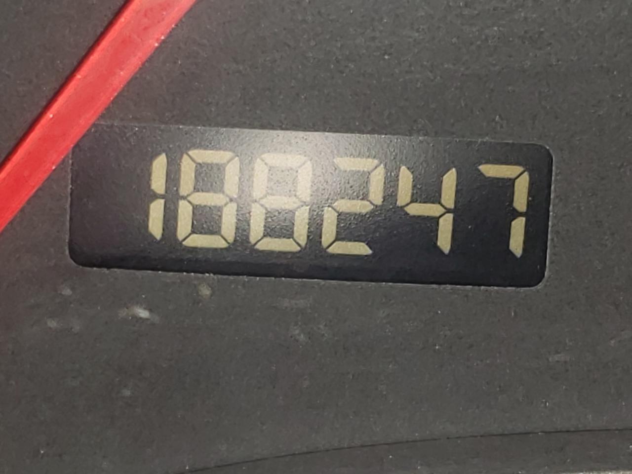 Zdjęcie 8 z aukcji – 2005 CHEVROLET EQUINOX LS z VIN 2CNDL23F256036626