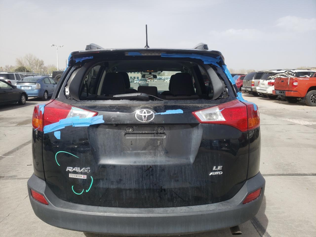 Photo 9 from auction – 2013 TOYOTA RAV4 LE with VIN 2T3BFREV3DW056841