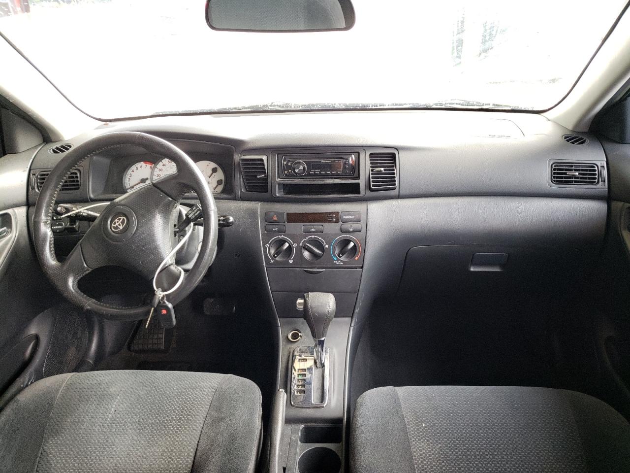 Photo 9 from auction – 2003 TOYOTA COROLLA with VIN 2T1BR32E43C108947