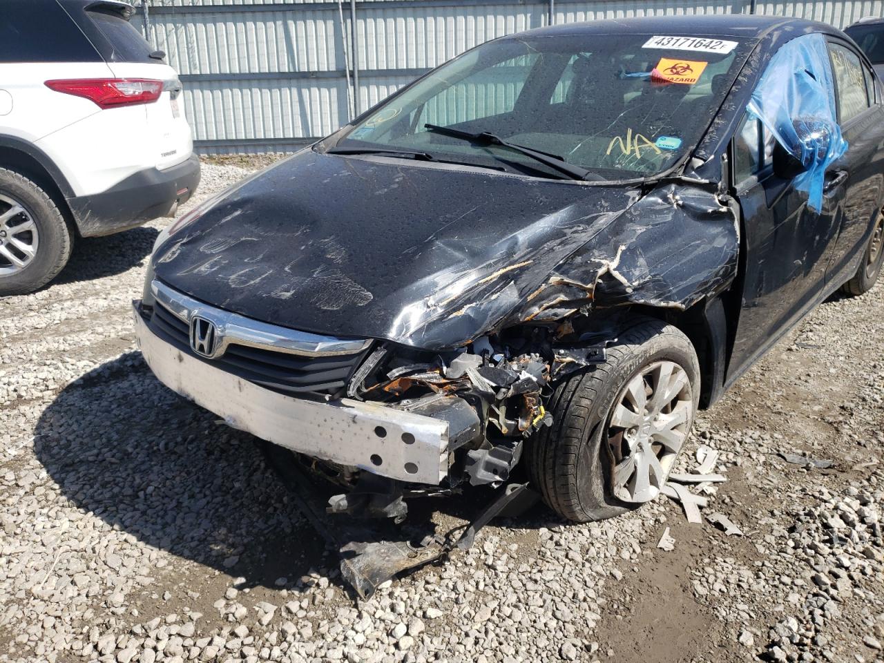 Photo 9 from auction – 2012 HONDA CIVIC LX with VIN 2HGFB2F59CH327596