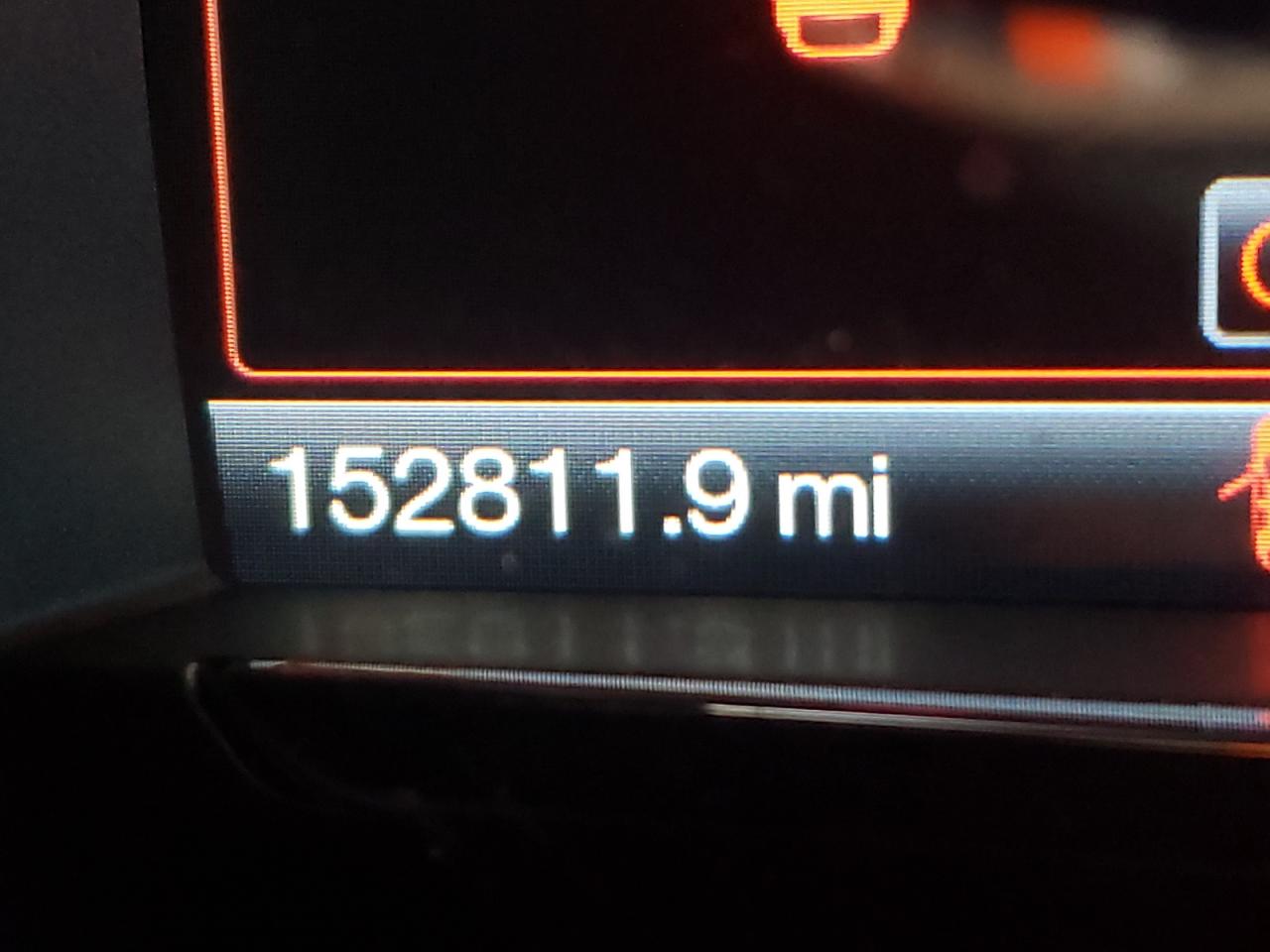 Photo 8 from auction – 2013 FORD TAURUS LIM with VIN 1FAHP2F83DG111829