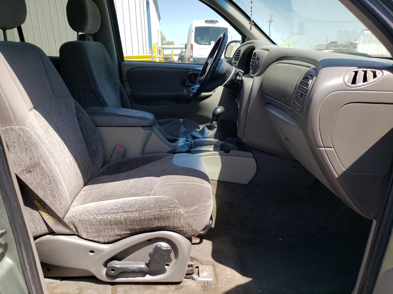 Photo 5 from auction – 2003 CHEVROLET TRAILBLAZE with VIN 1GNDS13S632355317