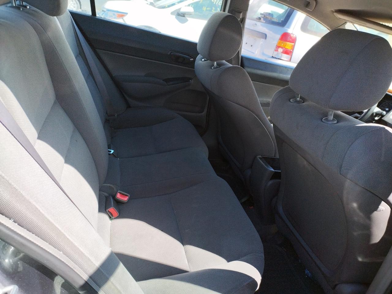 Photo 6 from auction – 2010 HONDA CIVIC VP with VIN 19XFA1F37AE053043