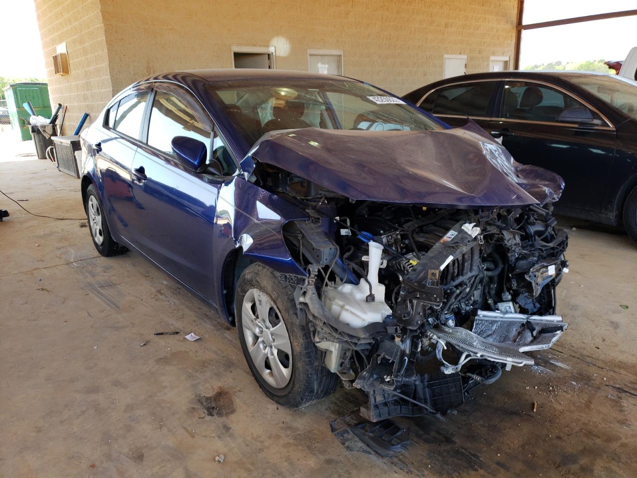 KIA FORTE LX 2017 with VIN 3KPFK4A72HE099608 - Photo from auction