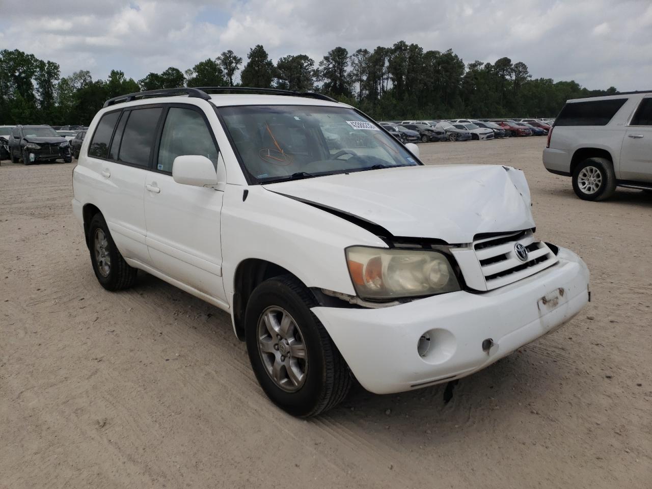 TOYOTA HIGHLANDER 2004 with VIN JTEDP21A040008620 - Photo from auction