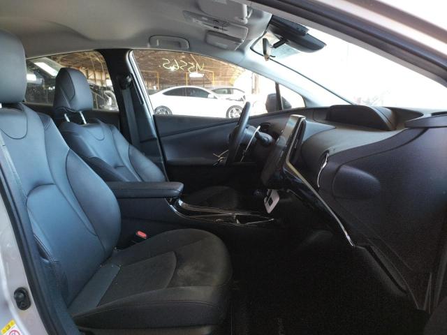 Photo 5 from auction – 2017 TOYOTA PRIUS PRIM with VIN JTDKARFP5H3066391