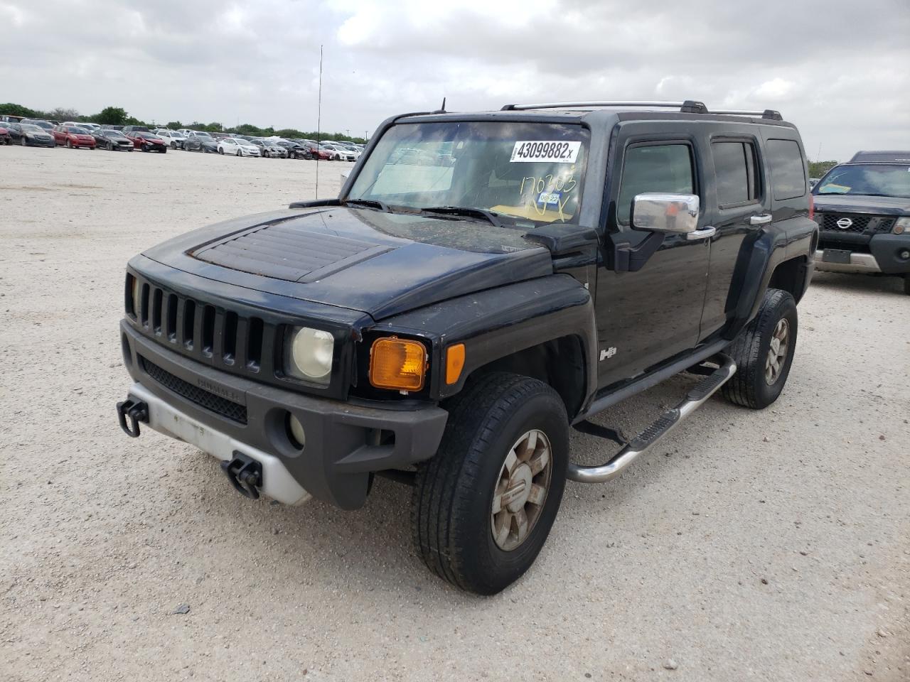 Photo 2 from auction – 2008 HUMMER H3 with VIN 5GTEN13E588107863