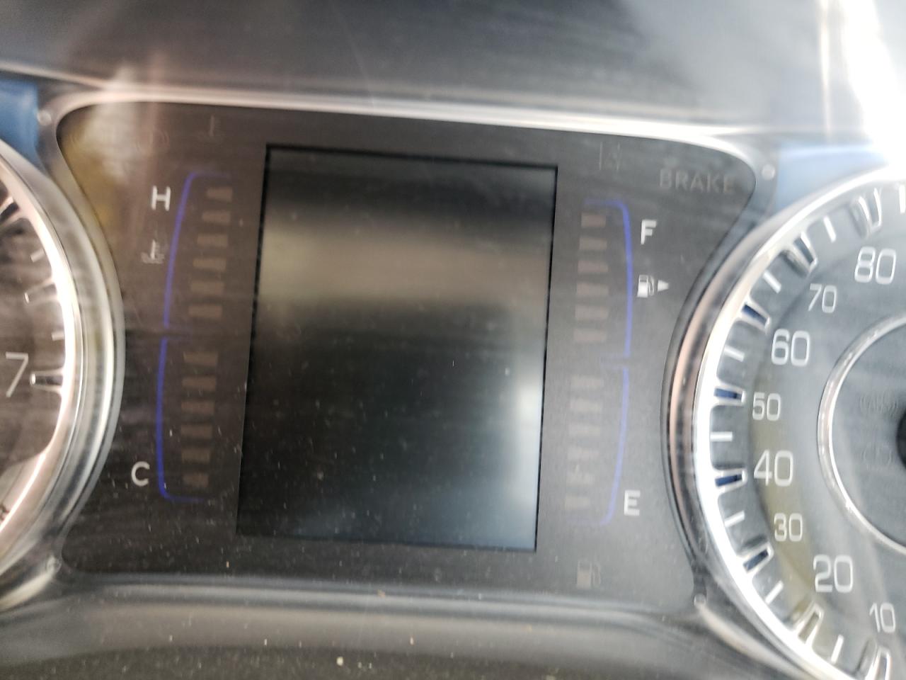 Photo 8 from auction – 2015 CHRYSLER 200 LIMITE with VIN 1C3CCCAB5FN714793